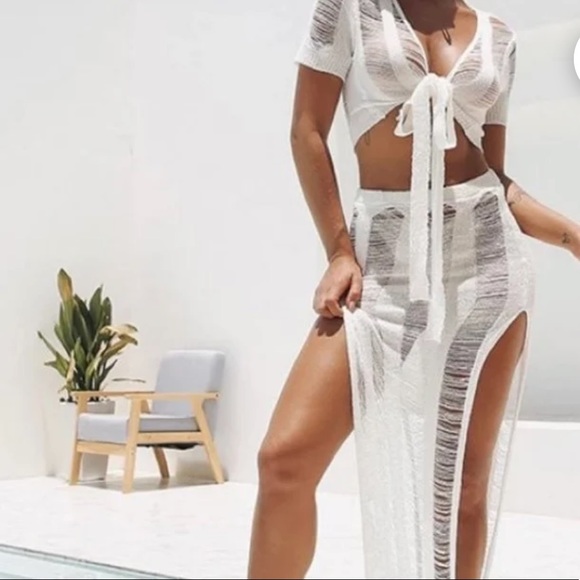 Elegantly Shredded Sexy Cotton Knit Set W/Slit Skirt & Long Tie Wrap Top, White - Picture 2 of 8